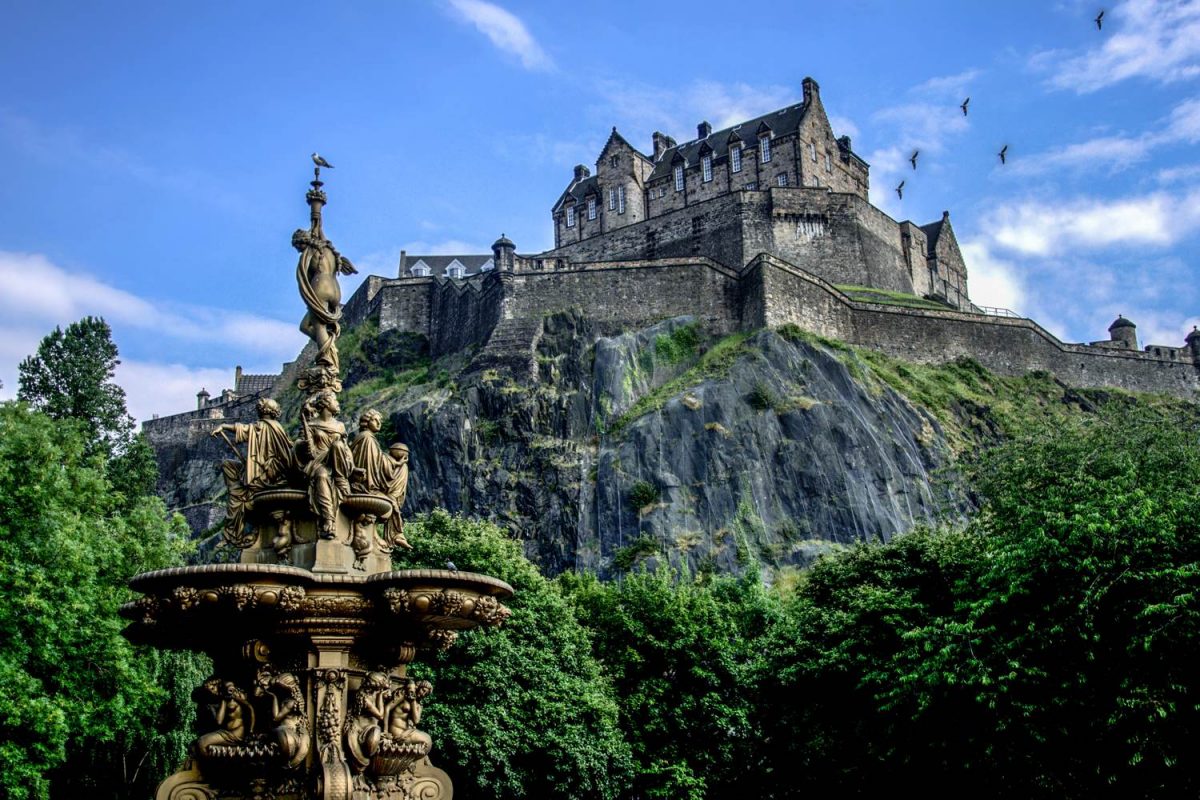 Edinburgh castle in summer