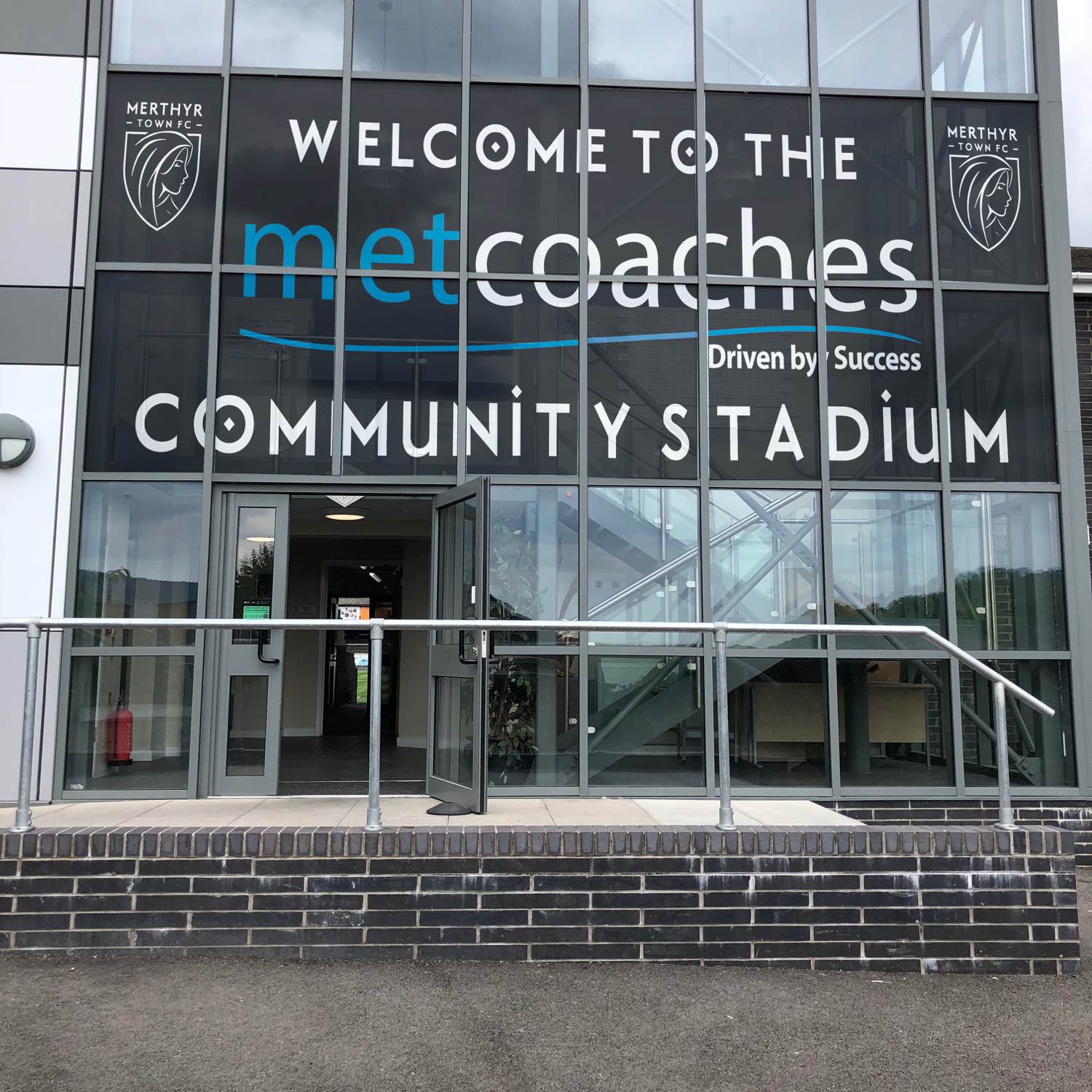 Merthyr Town FC's new building sponsored by MET Coaches