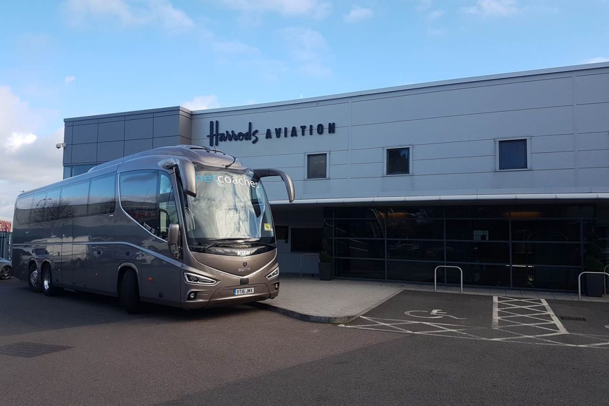 MET coach outside Harrods Aviation, Luton Airport